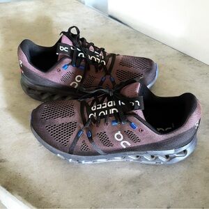 On Cloud Worn Twice Running Men's Size 11.5 Cloudsurfer Gym Running Shoes